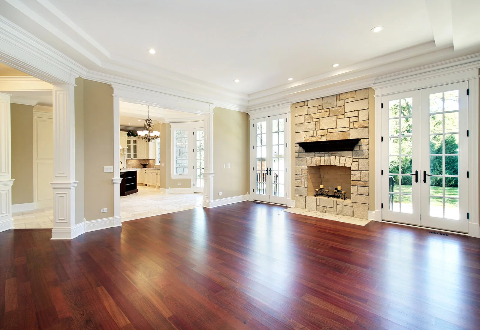 Hardwood flooring installed by Best Budget Flooring & Remodeling in an East Texas living room
